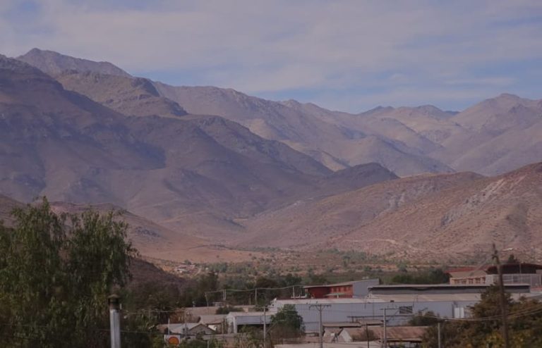 Lee más sobre el artículo 🏞️ Historia de Combarbalá: Un viaje al pasado en el corazón de Chile
